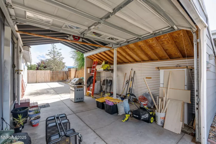 664 Bud Lake, Reno, Nevada 89506, 3 Bedrooms Bedrooms, ,2 BathroomsBathrooms,Residential,Residential,Bud Lake,250052050