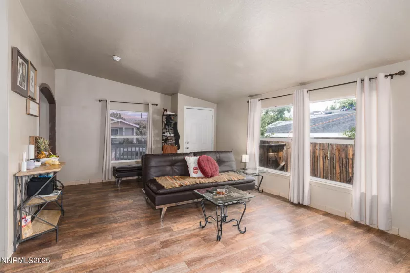 664 Bud Lake, Reno, Nevada 89506, 3 Bedrooms Bedrooms, ,2 BathroomsBathrooms,Residential,Residential,Bud Lake,250052050