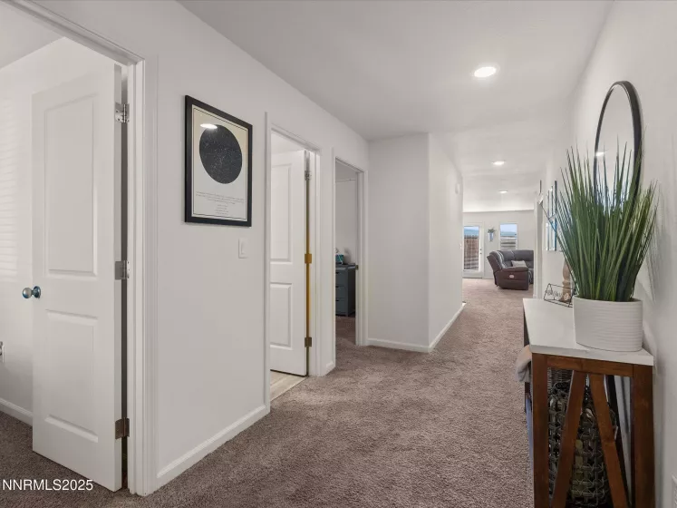 9237 Logan Creek, Reno, Nevada 89506, 3 Bedrooms Bedrooms, ,2 BathroomsBathrooms,Residential,Residential,Logan Creek,250052053