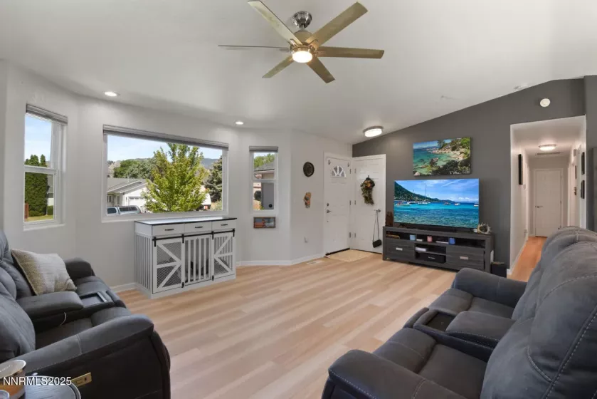 3563 Loam, Carson City, Nevada 89705, 3 Bedrooms Bedrooms, ,2 BathroomsBathrooms,Residential,Residential,Loam,250052060