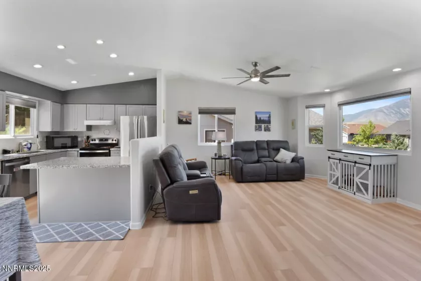 3563 Loam, Carson City, Nevada 89705, 3 Bedrooms Bedrooms, ,2 BathroomsBathrooms,Residential,Residential,Loam,250052060