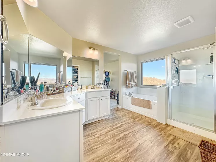 2015 Painted Sky, Sun Valley, Nevada 89433, 4 Bedrooms Bedrooms, ,4 BathroomsBathrooms,Residential,Residential,Painted Sky,250052071