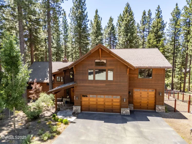 845 Donna, Incline Village, Nevada 89451, 4 Bedrooms Bedrooms, ,5 BathroomsBathrooms,Residential,Residential,Donna,250052090
