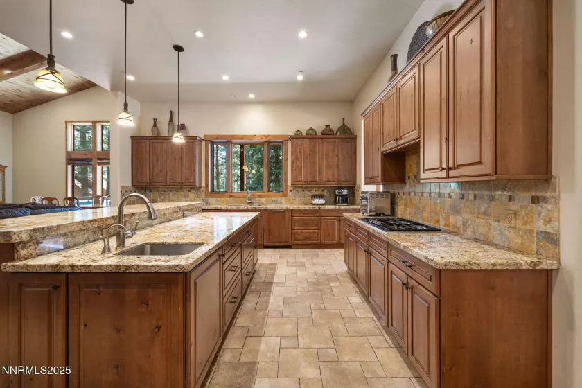 845 Donna, Incline Village, Nevada 89451, 4 Bedrooms Bedrooms, ,5 BathroomsBathrooms,Residential,Residential,Donna,250052090