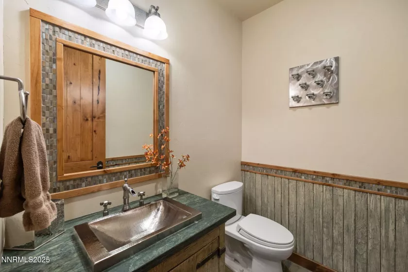 845 Donna, Incline Village, Nevada 89451, 4 Bedrooms Bedrooms, ,5 BathroomsBathrooms,Residential,Residential,Donna,250052090