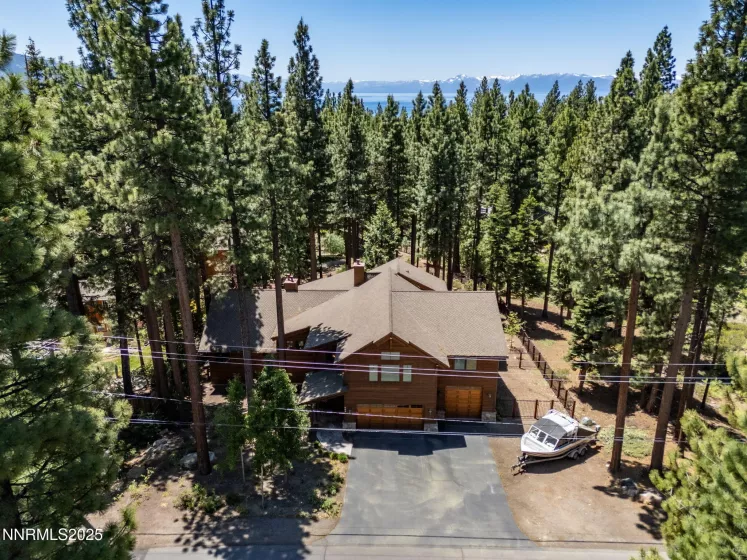 845 Donna, Incline Village, Nevada 89451, 4 Bedrooms Bedrooms, ,5 BathroomsBathrooms,Residential,Residential,Donna,250052090