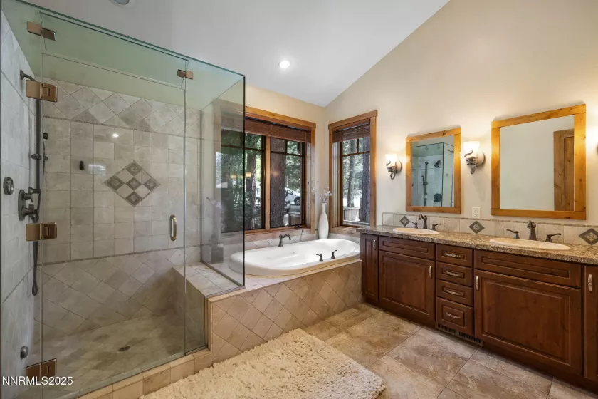 845 Donna, Incline Village, Nevada 89451, 4 Bedrooms Bedrooms, ,5 BathroomsBathrooms,Residential,Residential,Donna,250052090