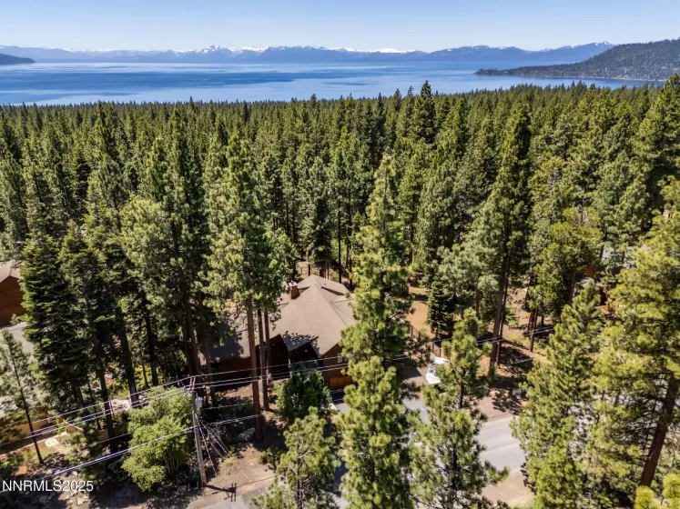 845 Donna, Incline Village, Nevada 89451, 4 Bedrooms Bedrooms, ,5 BathroomsBathrooms,Residential,Residential,Donna,250052090