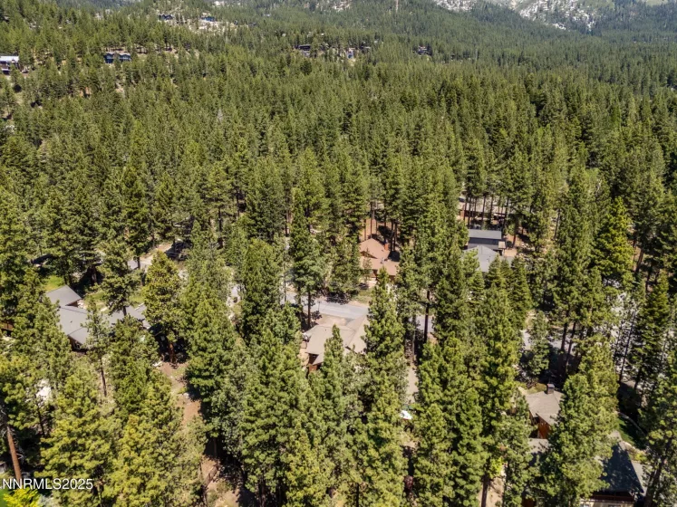 845 Donna, Incline Village, Nevada 89451, 4 Bedrooms Bedrooms, ,5 BathroomsBathrooms,Residential,Residential,Donna,250052090