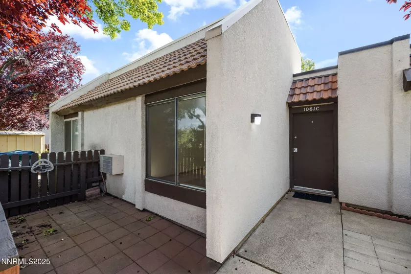 1061 Baywood, Sparks, Nevada 89434, 1 Bedroom Bedrooms, ,1 BathroomBathrooms,Residential,Residential,Baywood,250052098