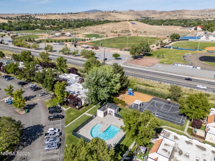 1061 Baywood, Sparks, Nevada 89434, 1 Bedroom Bedrooms, ,1 BathroomBathrooms,Residential,Residential,Baywood,250052098