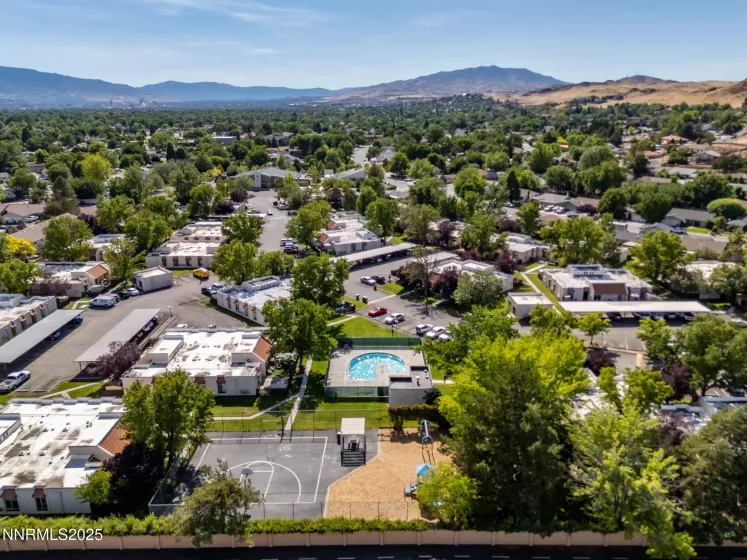 1061 Baywood, Sparks, Nevada 89434, 1 Bedroom Bedrooms, ,1 BathroomBathrooms,Residential,Residential,Baywood,250052098
