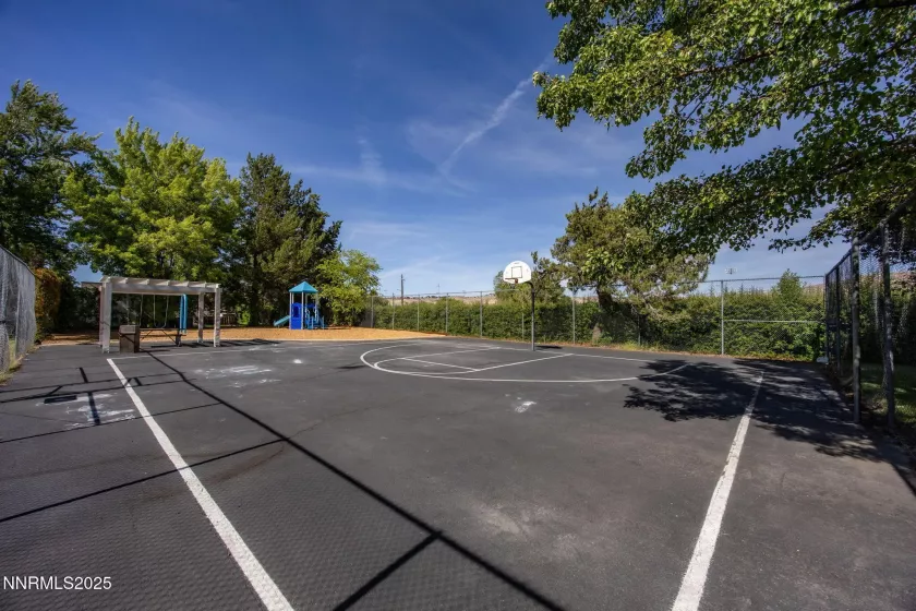 1061 Baywood, Sparks, Nevada 89434, 1 Bedroom Bedrooms, ,1 BathroomBathrooms,Residential,Residential,Baywood,250052098