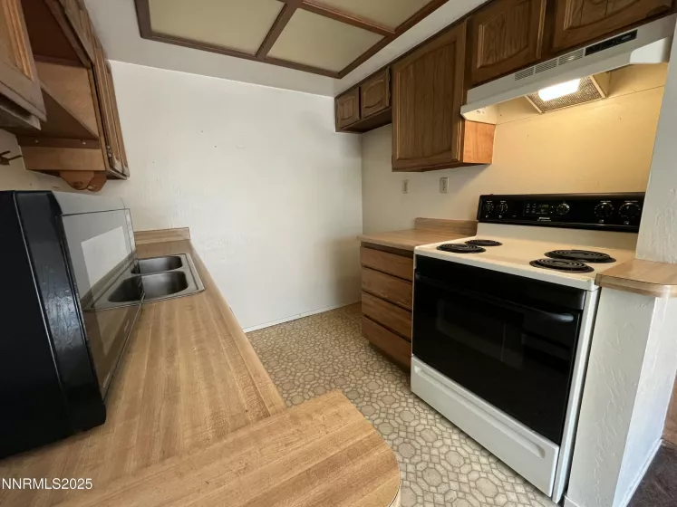 972 Flatcar, Sparks, Nevada 89431, 2 Bedrooms Bedrooms, ,1 BathroomBathrooms,Residential,Residential,Flatcar,250052116