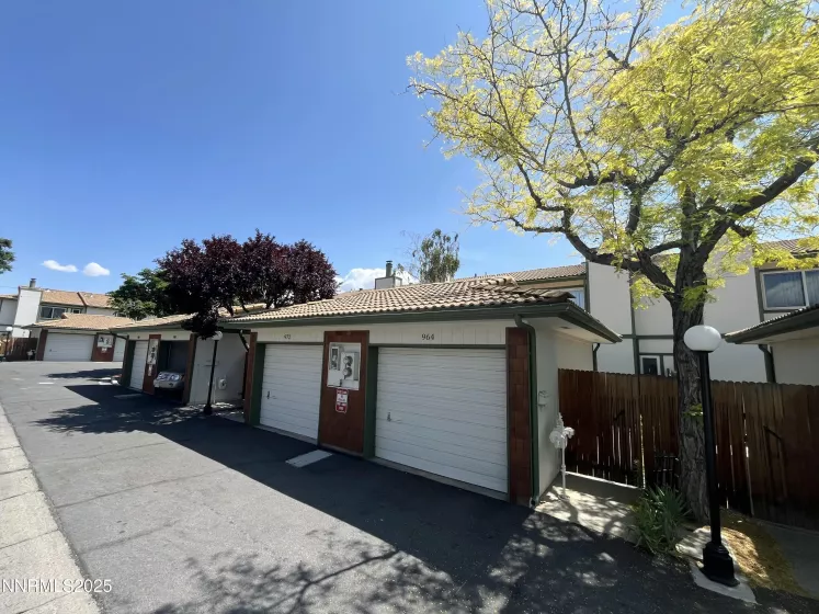 972 Flatcar, Sparks, Nevada 89431, 2 Bedrooms Bedrooms, ,1 BathroomBathrooms,Residential,Residential,Flatcar,250052116