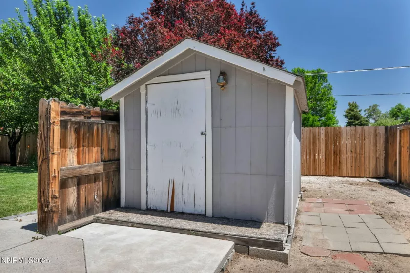 2159 Shadow Brook, Carson City, Nevada 89703, 3 Bedrooms Bedrooms, ,2 BathroomsBathrooms,Residential,Residential,Shadow Brook,250052117