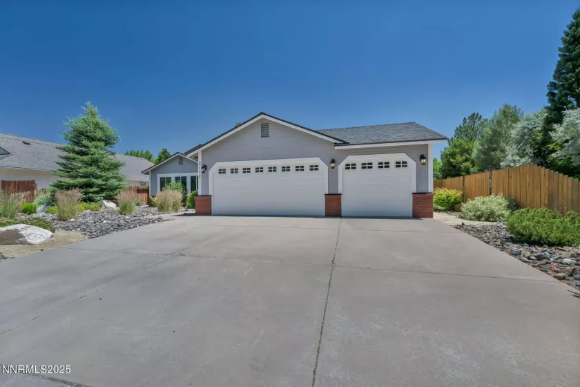 2159 Shadow Brook, Carson City, Nevada 89703, 3 Bedrooms Bedrooms, ,2 BathroomsBathrooms,Residential,Residential,Shadow Brook,250052117