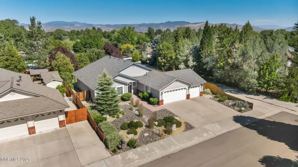 2159 Shadow Brook, Carson City, Nevada 89703, 3 Bedrooms Bedrooms, ,2 BathroomsBathrooms,Residential,Residential,Shadow Brook,250052117