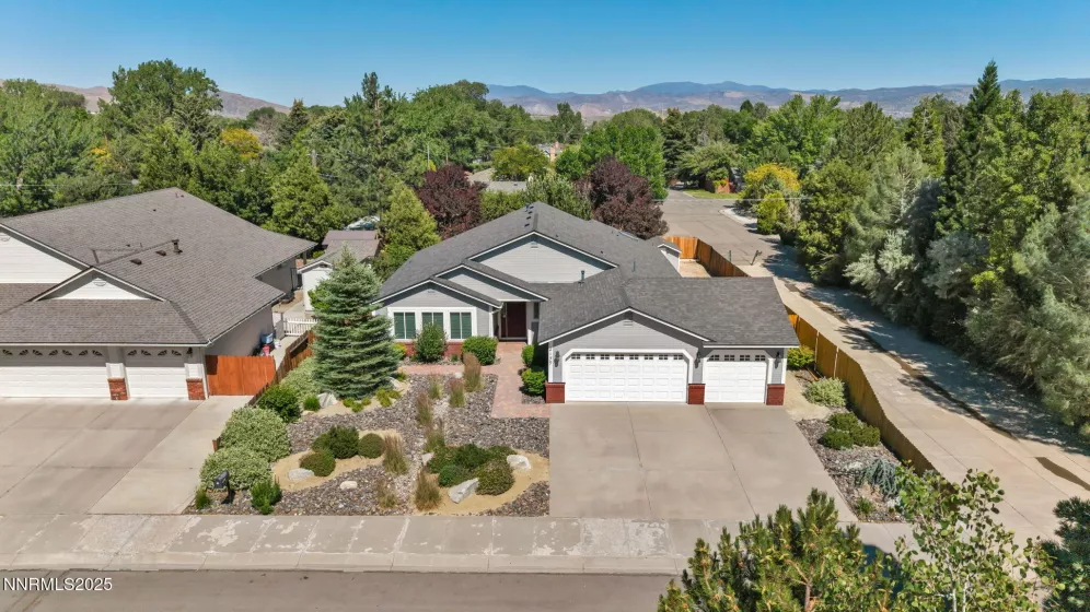 2159 Shadow Brook, Carson City, Nevada 89703, 3 Bedrooms Bedrooms, ,2 BathroomsBathrooms,Residential,Residential,Shadow Brook,250052117