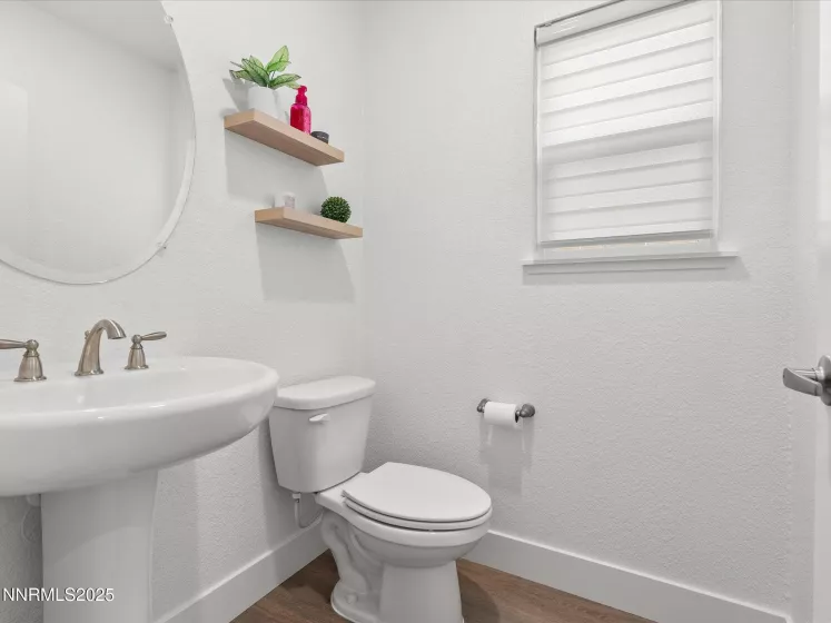 7918 Schist, Sparks, Nevada 89436, 4 Bedrooms Bedrooms, ,3 BathroomsBathrooms,Residential,Residential,Schist,250052122