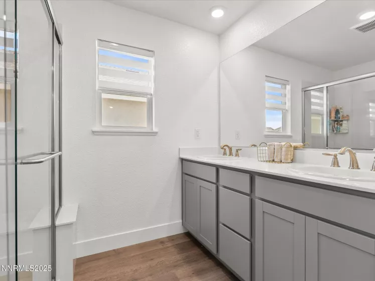 7918 Schist, Sparks, Nevada 89436, 4 Bedrooms Bedrooms, ,3 BathroomsBathrooms,Residential,Residential,Schist,250052122