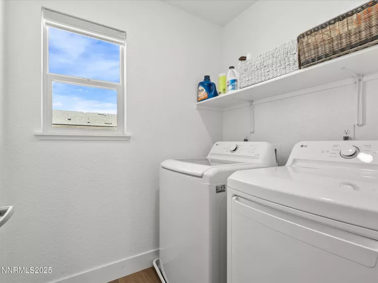 7918 Schist, Sparks, Nevada 89436, 4 Bedrooms Bedrooms, ,3 BathroomsBathrooms,Residential,Residential,Schist,250052122
