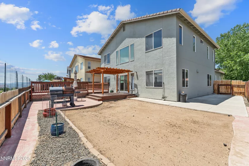 3230 Creekside, Sparks, Nevada 89431, 4 Bedrooms Bedrooms, ,3 BathroomsBathrooms,Residential,Residential,Creekside,250052121