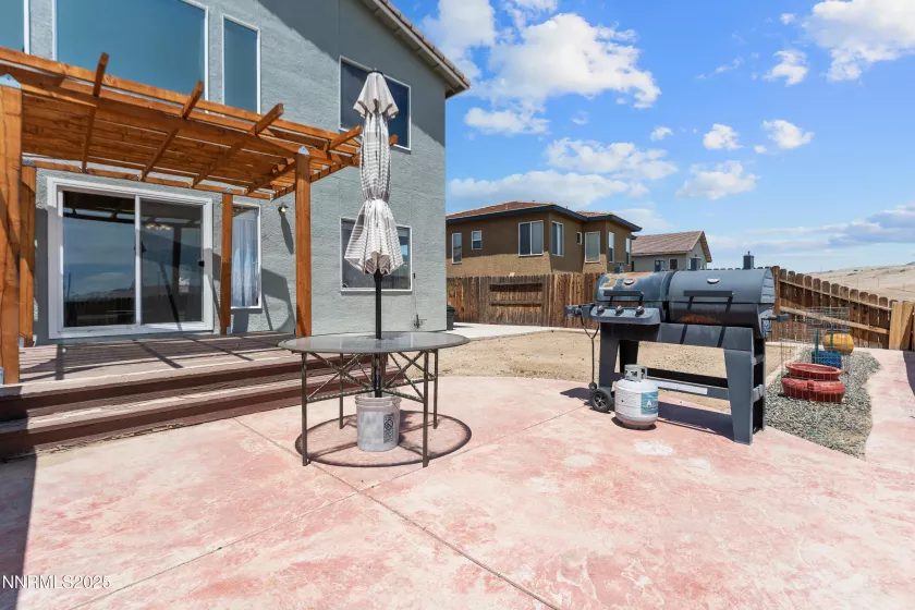 3230 Creekside, Sparks, Nevada 89431, 4 Bedrooms Bedrooms, ,3 BathroomsBathrooms,Residential,Residential,Creekside,250052121