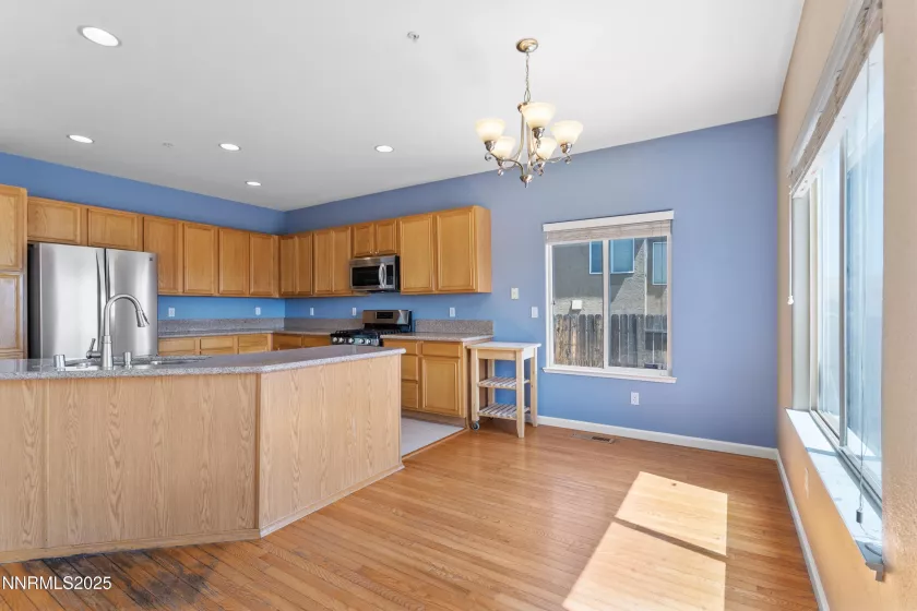 3230 Creekside, Sparks, Nevada 89431, 4 Bedrooms Bedrooms, ,3 BathroomsBathrooms,Residential,Residential,Creekside,250052121