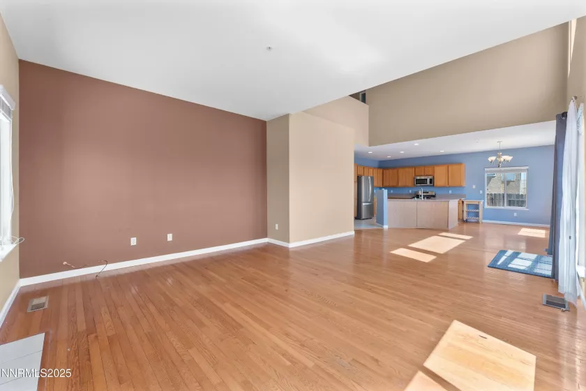 3230 Creekside, Sparks, Nevada 89431, 4 Bedrooms Bedrooms, ,3 BathroomsBathrooms,Residential,Residential,Creekside,250052121