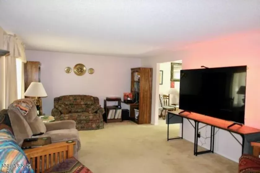 110 Drew, Reno, Nevada 89511, 4 Bedrooms Bedrooms, ,3 BathroomsBathrooms,Residential,Residential,Drew,250052123