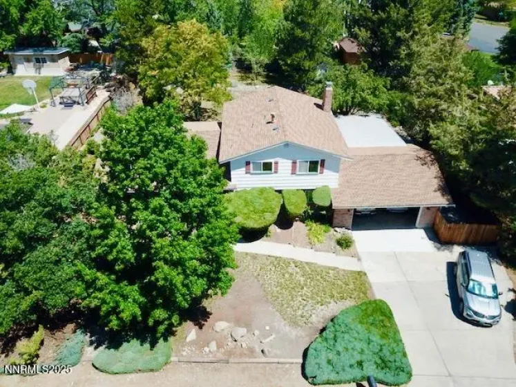 110 Drew, Reno, Nevada 89511, 4 Bedrooms Bedrooms, ,3 BathroomsBathrooms,Residential,Residential,Drew,250052123