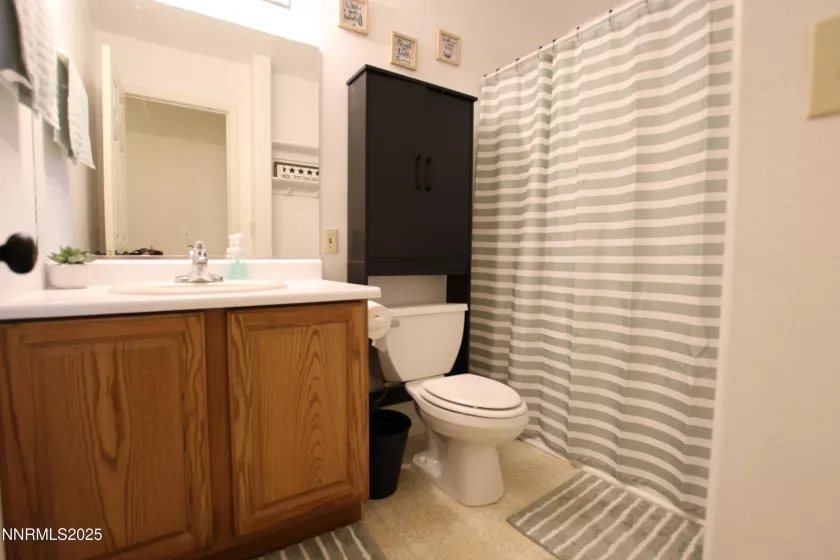 10 Scarsdale, Yerington, Nevada 89447, 3 Bedrooms Bedrooms, ,2 BathroomsBathrooms,Residential,Residential,Scarsdale,250052124