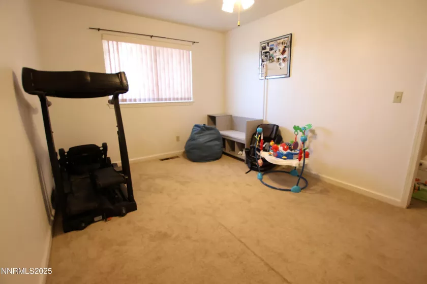 10 Scarsdale, Yerington, Nevada 89447, 3 Bedrooms Bedrooms, ,2 BathroomsBathrooms,Residential,Residential,Scarsdale,250052124