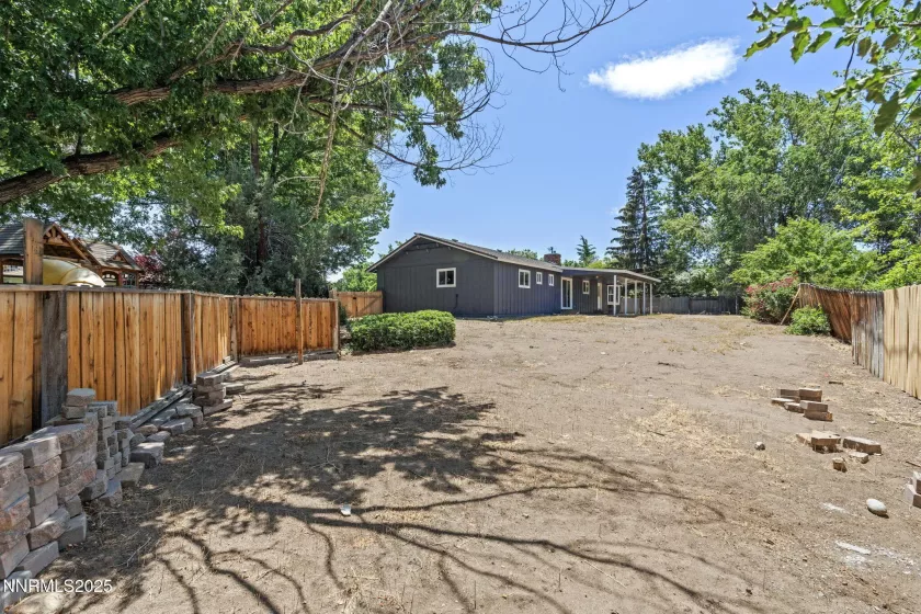 395 Chevy Chase, Reno, Nevada 89509, 3 Bedrooms Bedrooms, ,2 BathroomsBathrooms,Residential,Residential,Chevy Chase,250052126