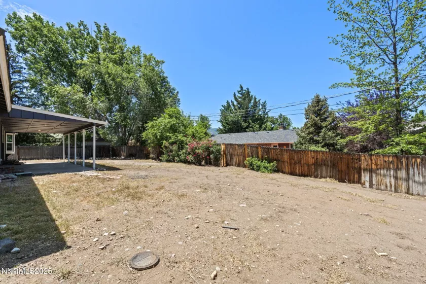 395 Chevy Chase, Reno, Nevada 89509, 3 Bedrooms Bedrooms, ,2 BathroomsBathrooms,Residential,Residential,Chevy Chase,250052126