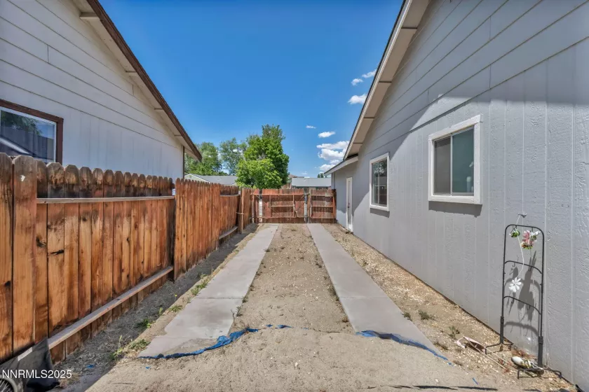 1926 Hamilton, Carson City, Nevada 89706, 3 Bedrooms Bedrooms, ,2 BathroomsBathrooms,Residential,Residential,Hamilton,250052127