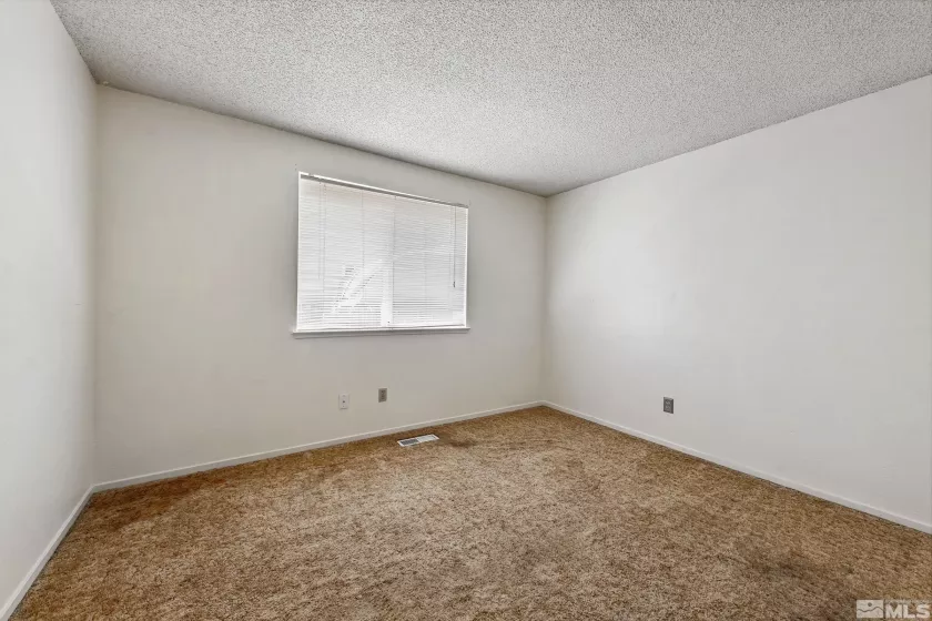 857 Auburn, Carson City, Nevada 89705, 3 Bedrooms Bedrooms, ,2 BathroomsBathrooms,Residential,Residential,Auburn,250005401