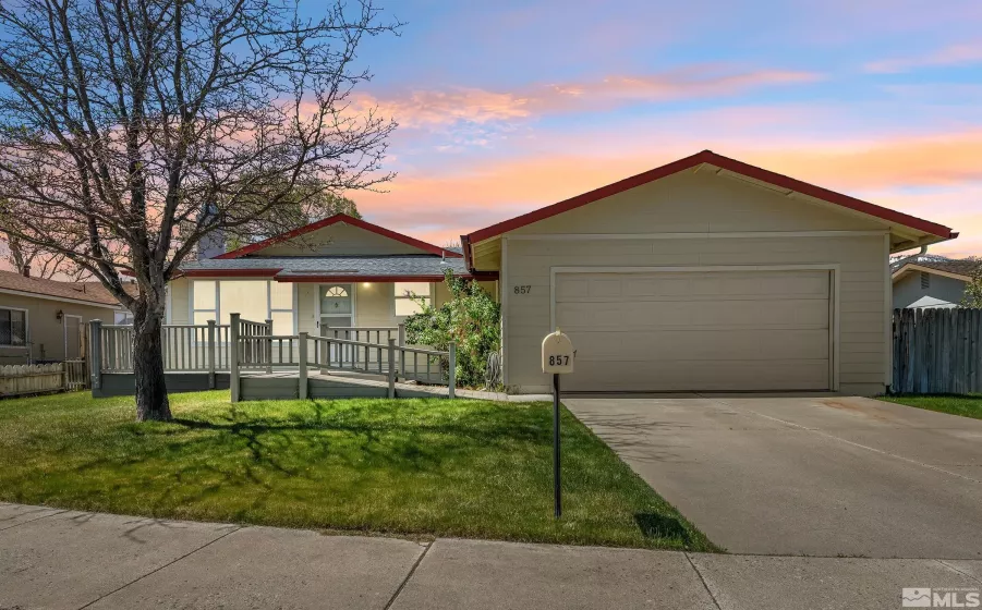 857 Auburn, Carson City, Nevada 89705, 3 Bedrooms Bedrooms, ,2 BathroomsBathrooms,Residential,Residential,Auburn,250005401