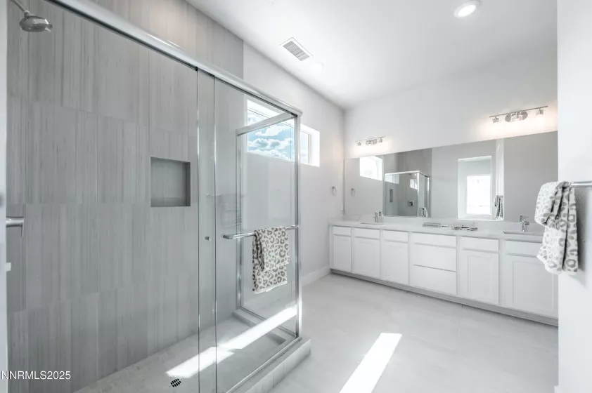 1358 Silver View, Sparks, Nevada 89436, 3 Bedrooms Bedrooms, ,3 BathroomsBathrooms,Residential,Residential,Silver View,250000490