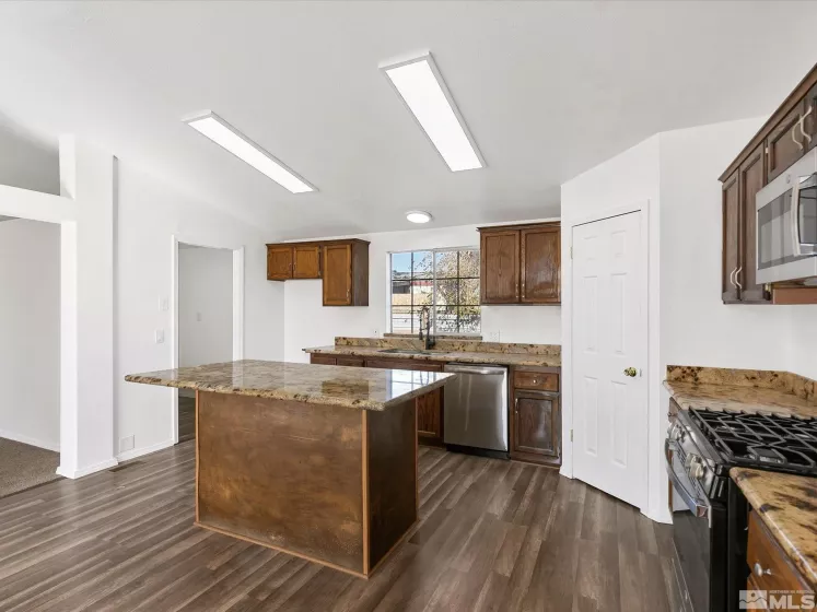 190 King, Fernley, Nevada 89408, 3 Bedrooms Bedrooms, ,2 BathroomsBathrooms,Residential,Residential,King,240014644
