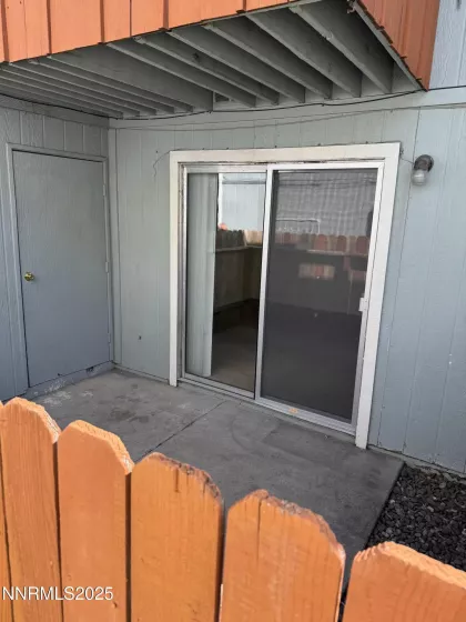 4600 Neil, Reno, Nevada 89502, 2 Bedrooms Bedrooms, ,1 BathroomBathrooms,Residential,Residential,Neil,250052101