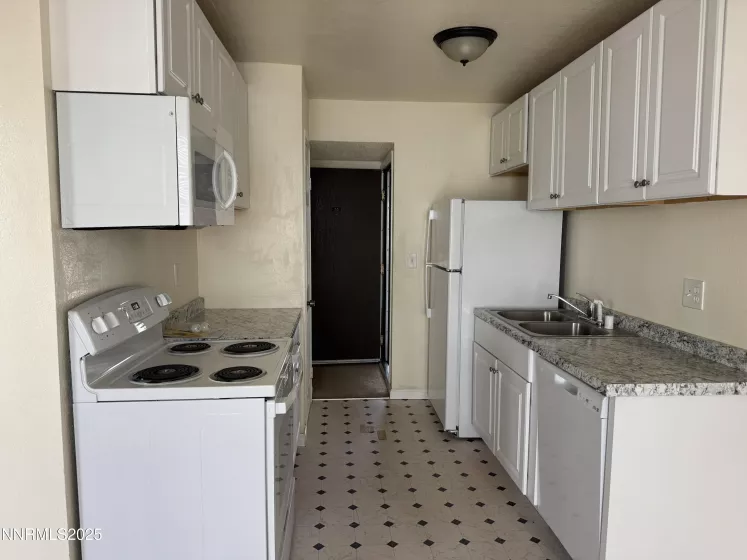 4600 Neil, Reno, Nevada 89502, 2 Bedrooms Bedrooms, ,1 BathroomBathrooms,Residential,Residential,Neil,250052101
