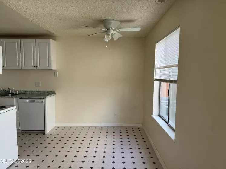 4600 Neil, Reno, Nevada 89502, 2 Bedrooms Bedrooms, ,1 BathroomBathrooms,Residential,Residential,Neil,250052101