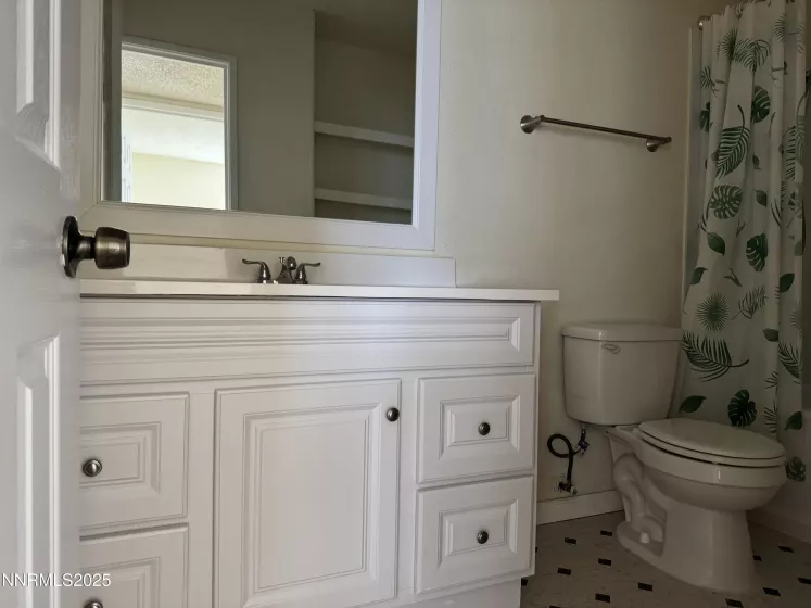 4600 Neil, Reno, Nevada 89502, 2 Bedrooms Bedrooms, ,1 BathroomBathrooms,Residential,Residential,Neil,250052101