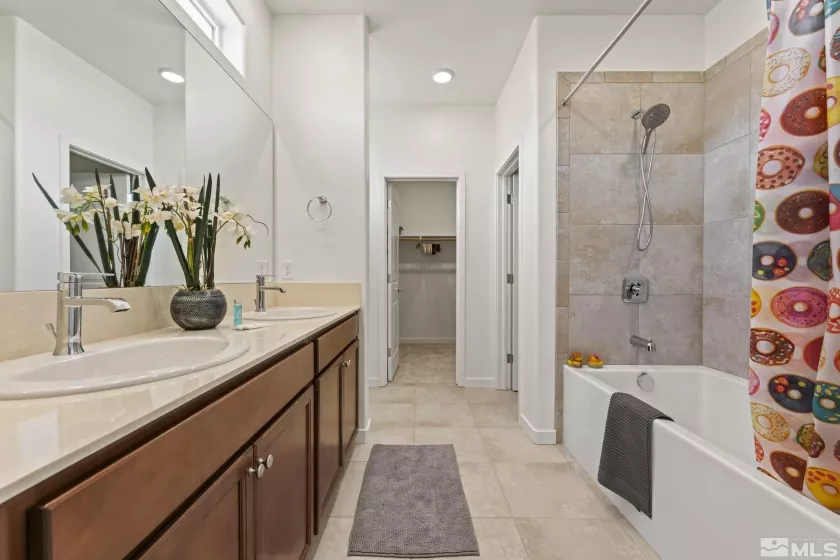 4928 Black Falcon, Sun Valley, Nevada 89433, 3 Bedrooms Bedrooms, ,3 BathroomsBathrooms,Residential Lease,Manufactured,Black Falcon,250052149