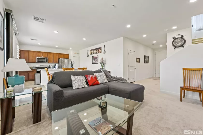 4928 Black Falcon, Sun Valley, Nevada 89433, 3 Bedrooms Bedrooms, ,3 BathroomsBathrooms,Residential Lease,Manufactured,Black Falcon,250052149