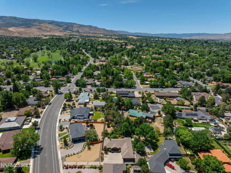 1199 Manzanita, Reno, Nevada 89509, 4 Bedrooms Bedrooms, ,4 BathroomsBathrooms,Residential,Residential,Manzanita,250052165
