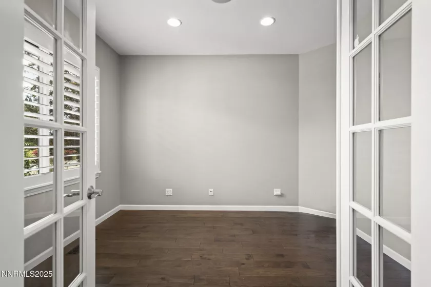 1199 Manzanita, Reno, Nevada 89509, 4 Bedrooms Bedrooms, ,4 BathroomsBathrooms,Residential,Residential,Manzanita,250052165