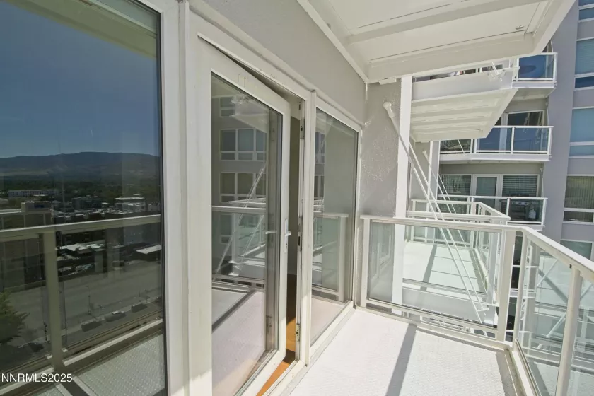 255 Sierra, Reno, Nevada 89501, ,1 BathroomBathrooms,Residential Lease,Manufactured,Sierra,250052185